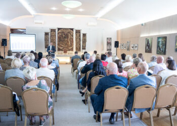 Artėjant mokslo metų pradžiai – švietimo įstaigų vadovų susirinkimas ir mokslo metų apžvalga