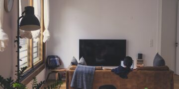 Internetinė TV – apsimoka ar ne?