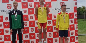 Jurbarko rajono vaikų ir jaunučių atvirajame lengvosios atletikos čempionate - marijampoliečių medaliai