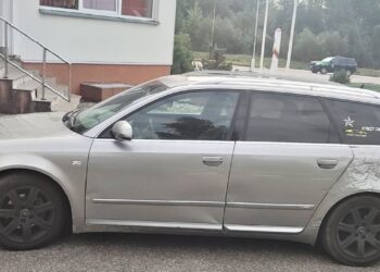 Kalvarijos pasieniečiams vairuotojas pateikė 30 metų galiojantį pažymėjimą