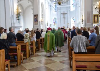 Paskirti Vilkaviškio vyskupijos Katedros kanauninkai