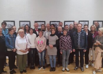 Pristatyta Edgaro Lajaus piešinių paroda „Žvilgsnis į praeitį“