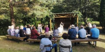 Šakių rajone vyko Poezijos rudenėlis, skirtas ono Pauliaus Lenktaičio gimimo metinėms