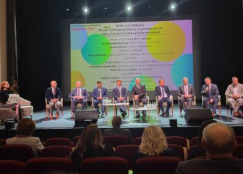 Diskusija „Žmonės dažnai pervertina tai, ką gali padaryti per metus, ir nuvertina tai, ką gali padaryti per dešimt metų“