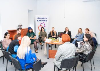 Aptartas moksleivių įdarbinimas vasaros metu