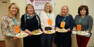 Baraginėje - Lietuvos mažojoje kultūros sostinėje vyko trečiasis cepelinų virimo čempionatas