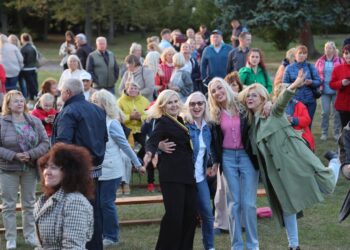 Mokolų kaimo bendruomenė minėjo dvi gražias progas