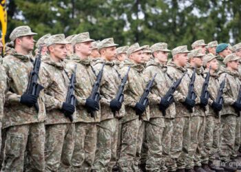 Prisiekė privalomosios pradinės karo tarnybos kariai