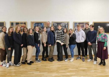 Pristatyta Jono Staselio paroda „Kaukių balius“