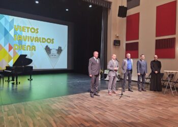 Šakių vietos savivaldos dienos proga - dovana bažnyčiai