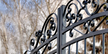 Sodyba Kazliškiuose liko be vartų