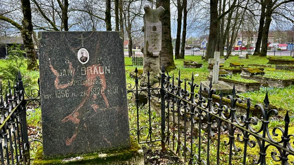 Jono Brauno kapas