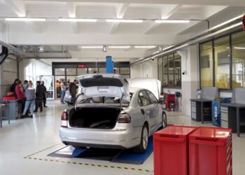 Autoserviso atidarymas