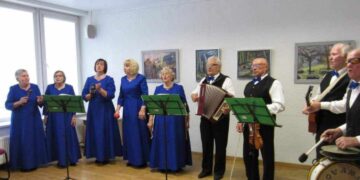 Kalvarijos bendruomenė įgyvendino projektą „Menas dainoje“