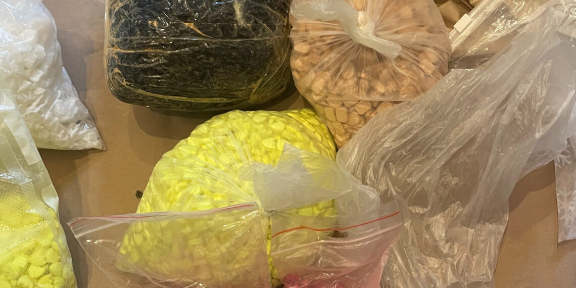 Marijampolės kriminalistai sulaikė 12 kilogramų narkotinių medžiagų bei užkirto kelią jų tiekimui į Marijampolės apskritį