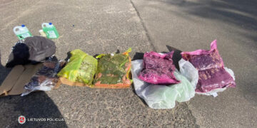 Marijampolės kriminalistai sulaikė labai didelio kiekio narkotikų bei pinigų kontrabandą