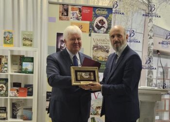 Šakiuose įteikta Vytauto Tamulaičio literatūrinė premija