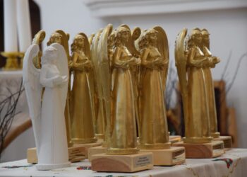 Vilkaviškio katedroje vyko šventinis renginys „Auksinis angelas 2023“