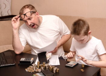 Alimentų nemokantys tėvai įsiskolina ir „Sodrai“