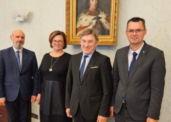 ﻿Šakių „Žiburio“ gimnazija sieks VDU gimnazijos statuso