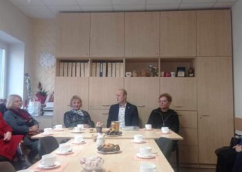 Vilkaviškio savivaldybės vadovai susitiko su Vilkaviškio trečiojo amžiaus universiteto atstovais