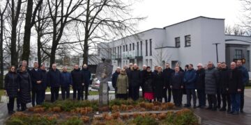 Atidengtas Vilkaviškio miestų – partnerių bendradarbiavimo simbolis