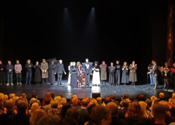 Dovana Marijampolės teatro gerbėjams - premjerinis spektaklis „Apaštalė“