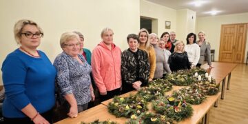 Floristės nudžiugino Sasnavos bendruomenę