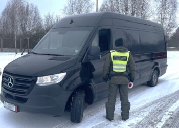 Leidimą gyventi Lietuvoje gavo, o vairuotojo pažymėjimą teko nusipirkti