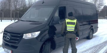 Leidimą gyventi Lietuvoje gavo, o vairuotojo pažymėjimą teko nusipirkti