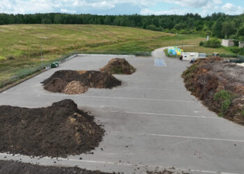 Nedirbs Kazlų Rūdos žaliųjų atliekų kompostavimo aikštelė