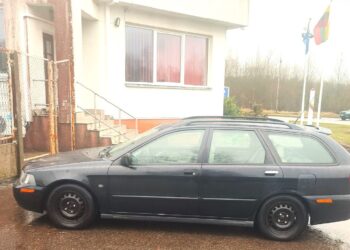 Už neteisėtą žmonių gabenimą per valstybės sieną Lietuvoje teistas latvis įkliuvo vėl