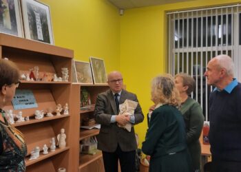 Ąžuolų Būdoje vyko susitikimas su kolekcininku Gintautu Deksniu