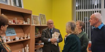 Ąžuolų Būdoje vyko susitikimas su kolekcininku Gintautu Deksniu