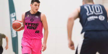 NKL kovose Marijampolės „Sūduva-Mantinga“ iškovojo triuškinančią pergalę prieš Vilkaviškio „Perlą“, o Šakių „Vytis-VDU“ suklupo po atkaklios pratęsimo dvikovos