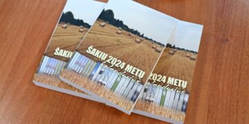 Šakių kultūros centre buvo sutiktas Šakių 2024 m. kalendorius