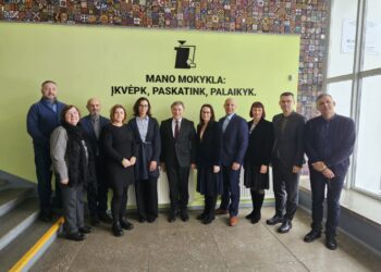 Šakių „Žiburio“ gimnazijoje lankėsi VDU atstovai