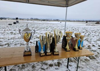 Šakiuose vyko žiemos treko varžybos