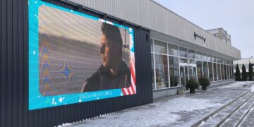 Kino mylėtojai Marijampolėje šluoja bilietus į Aurimo Valujavičiaus filmą