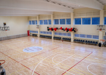 Atnaujinta gilią istoriją menanti Kvietiškio sporto salė