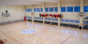 Atnaujinta gilią istoriją menanti Kvietiškio sporto salė