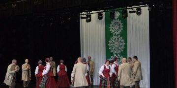 Kalvarijoje surengta šokių dienos „Amžių tiltais“ apžiūra