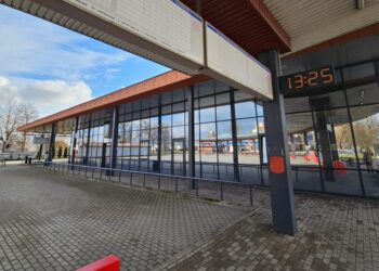 Marijampolės autobusų stotyje pradėjo veikti interaktyvus informacinis ekranas