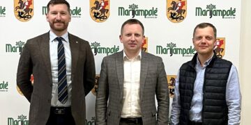 Mero susitikime aptarti kelių infrastruktūros plėtros klausimai