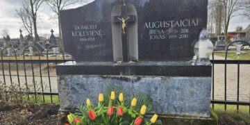 Paminėtos 105-osios Šakių Garbės piliečio Jono Augustaičio gimimo metinės