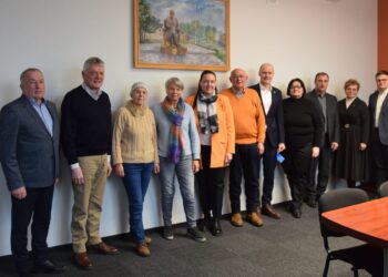 Vilkaviškio rajone apsilankė garbės pilietis Alfonsas Hopingas