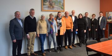 Vilkaviškio rajone apsilankė garbės pilietis Alfonsas Hopingas