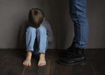 Smurtas prieš vaikus