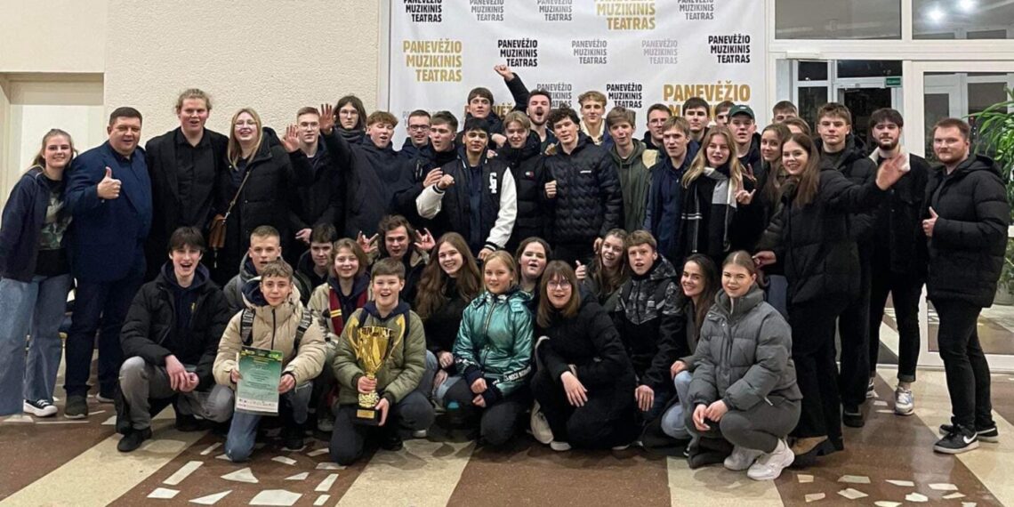 Vilkaviškio jaunimo pučiamųjų instrumentų orkestras parvežė aukščiausią apdovanojimą