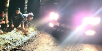 Pasieniečiai sutrukdė Latvijoje gyvenančiam rusui į Vakarų Europą nugabenti 5 neteisėtus migrantus